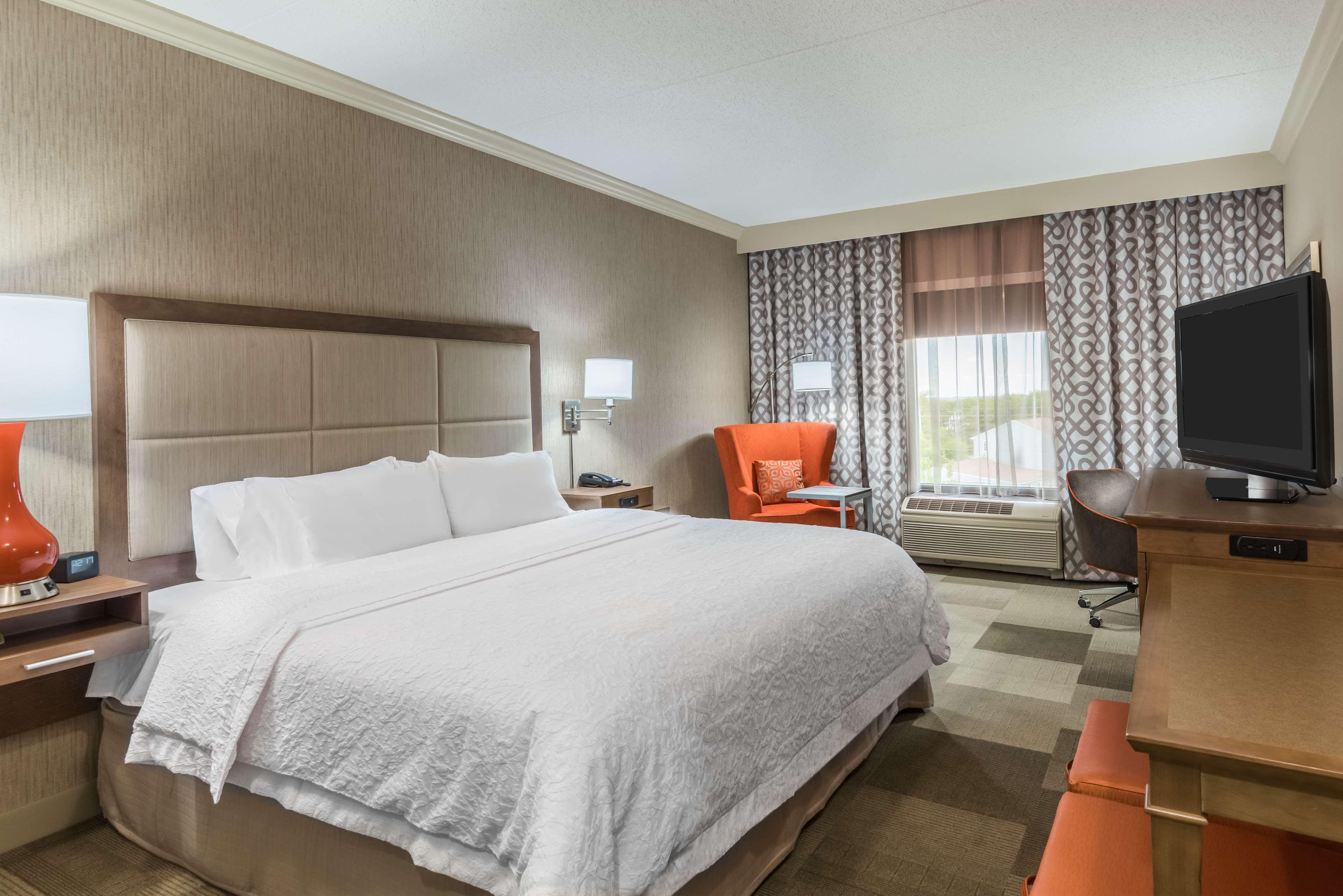 Hampton Inn Coventry-Warwick Area Dış mekan fotoğraf