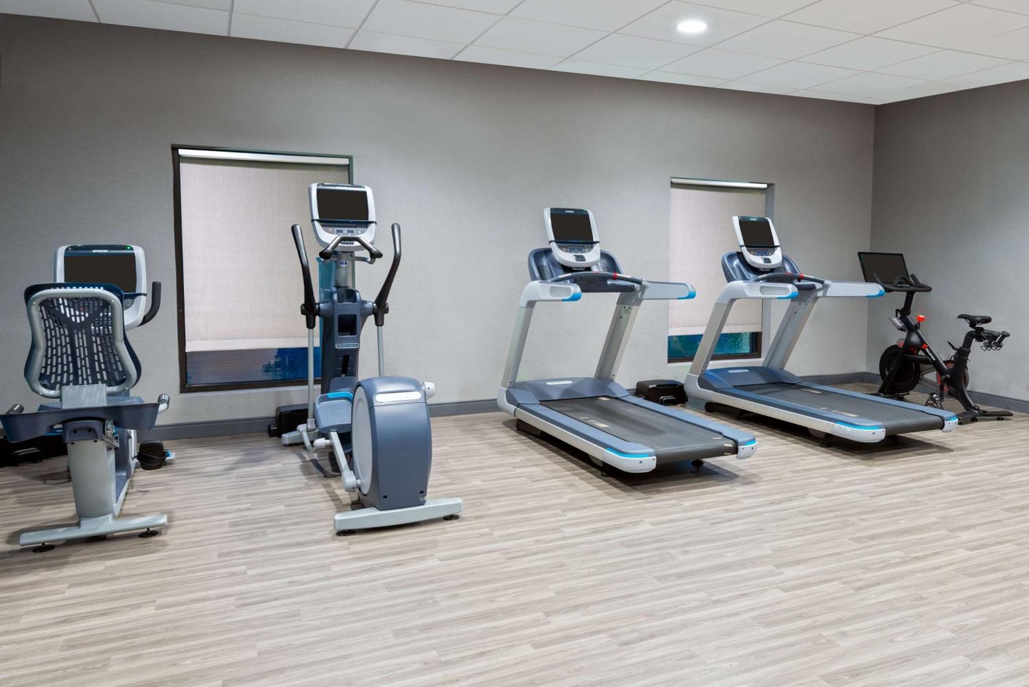 Hampton Inn Coventry-Warwick Area Dış mekan fotoğraf