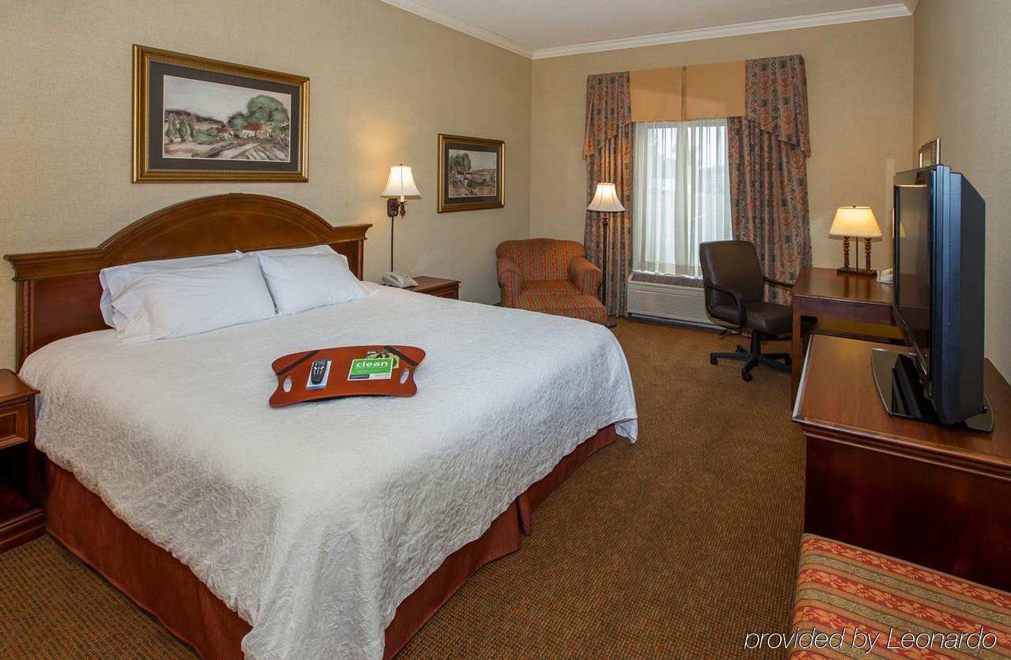Hampton Inn Coventry-Warwick Area Dış mekan fotoğraf